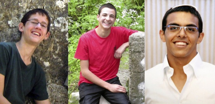 I tre ragazzi rapiti e uccisi. Da sinistra: Naftali Frenkel, 16 anni, Gil-ad Shaar, 16, e Eyal Yifrach, 19